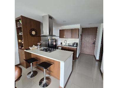 Apartamento de 2 alcobas en arriendo en El Poblado, Medellín, 74 m² · foto 10 de 19