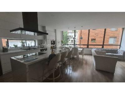 Apartamento en venta en El Refugio, Bogotá · foto 4 de 13