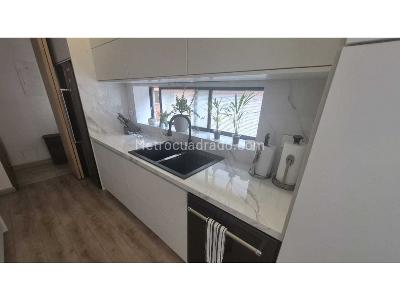 Apartamento en venta en El Refugio, Bogotá · foto 8 de 13