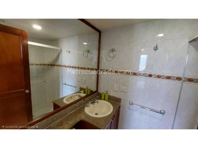 Apartamento en arriendo en El Poblado, Medellín · foto 14 de 20