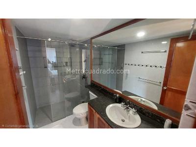 Apartamento en arriendo en El Poblado, Medellín · foto 18 de 20