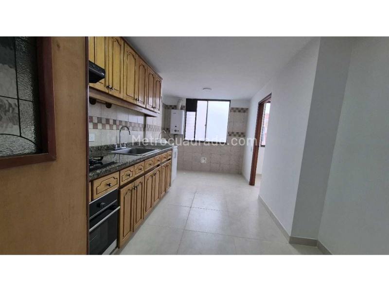 Piso – Bogotá, Localidad Suba - Más