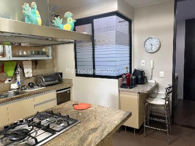 Apartamento de 3 alcobas en venta en Calleja Alta, Bogotá, 265 m² · foto 10 de 20