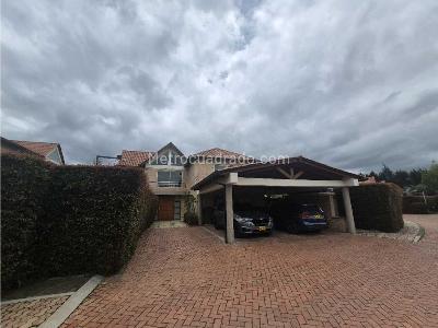 Casa en venta en Cajica, Cajicá · foto 2 de 20
