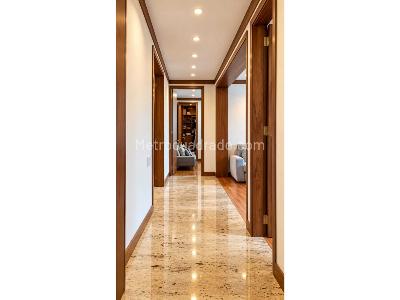 Casa de 3 alcobas en arriendo en Usaquen, Bogotá, 307 m² · foto 8 de 20