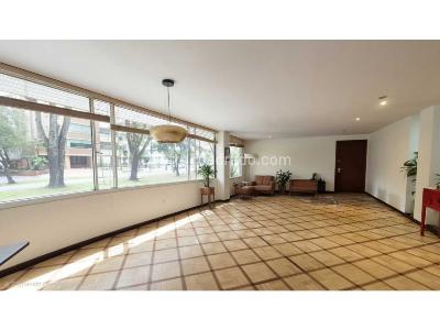 Apartamento de 3 alcobas en venta en Chico, Bogotá, 172 m² · foto 9 de 16