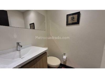 Apartamento de 3 alcobas en venta en Chico, Bogotá, 172 m² · foto 10 de 16