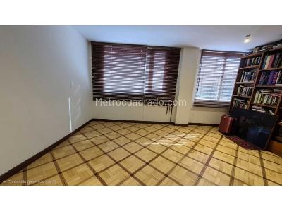 Apartamento de 3 alcobas en venta en Chico, Bogotá, 172 m² · foto 16 de 16