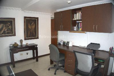 Apartamento en venta en Laureles, Medellín · foto 2 de 5