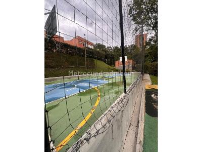 Apartamento de 4 alcobas en venta en Loma Benedictinos, Envigado, 240 m² · foto 7 de 20