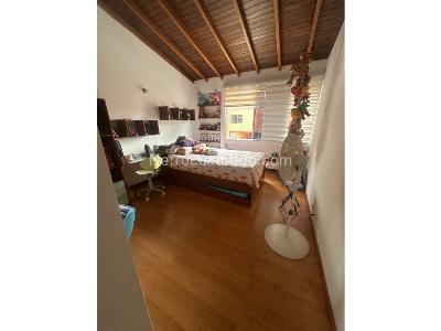 Apartamento de 4 alcobas en venta en Loma Benedictinos, Envigado, 240 m² · foto 10 de 20