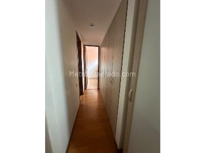 Apartamento de 4 alcobas en venta en Loma Benedictinos, Envigado, 240 m² · foto 14 de 20