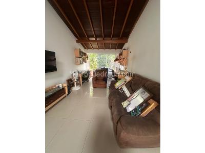 Apartamento de 4 alcobas en venta en Loma Benedictinos, Envigado, 240 m² · foto 16 de 20