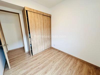 Apartamento de 2 alcobas en venta en Otro, Rionegro, 70 m² · foto 5 de 10