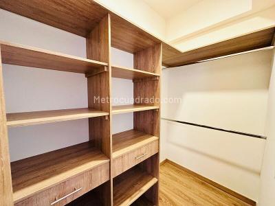Apartamento de 2 alcobas en venta en Otro, Rionegro, 70 m² · foto 8 de 10