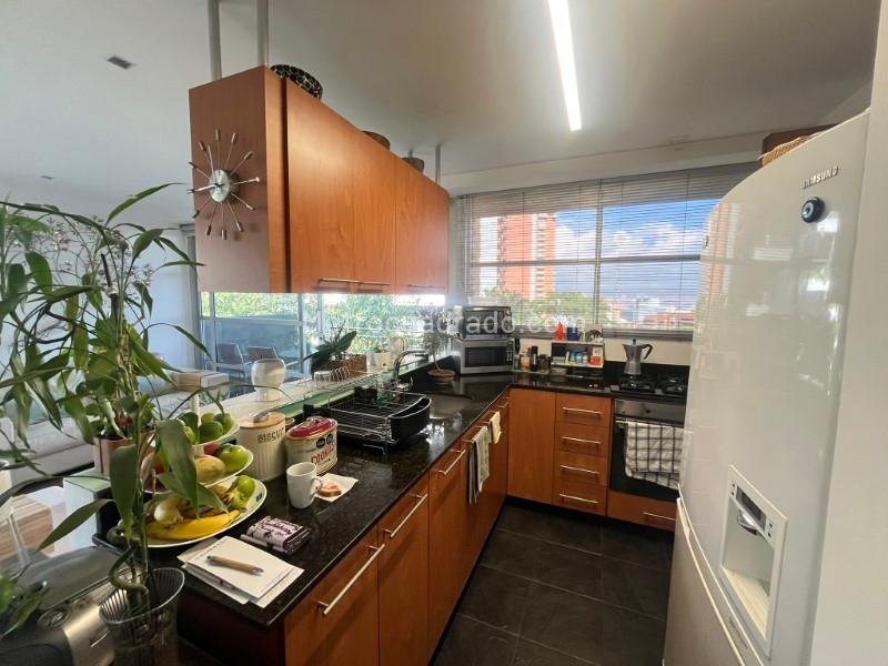 Modern 2BR Apartment with Balcony in Alejandría - 4