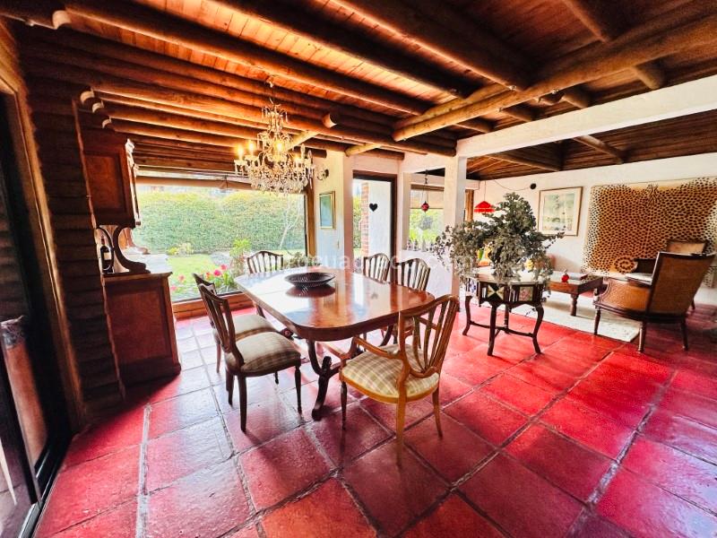 4BR House in San Antonio De Pereira Los Alticos (350 m²) - 4