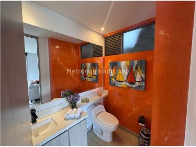 Apartamento en venta en Altos Del Poblado, Medellín · foto 8 de 20