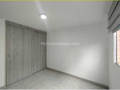 Apartamento de 2 alcobas en arriendo en Castropol, Medellín, 85 m² · foto 6 de 12