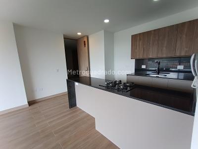 Apartamento de 2 alcobas en venta en Rio Negro, Rionegro, 83 m² · foto 5 de 13