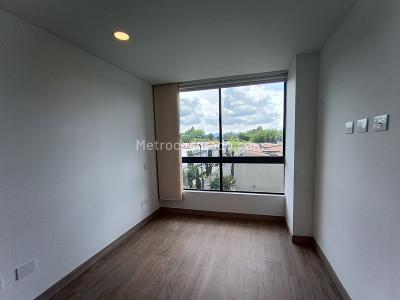 Apartamento de 2 alcobas en venta en Rio Negro, Rionegro, 83 m² · foto 7 de 13