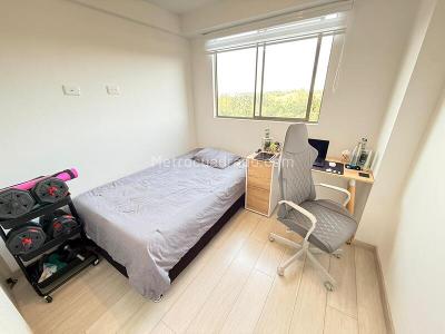 Apartamento de 2 alcobas en venta en San Antonio De Pereira, Rionegro, 67 m² · foto 7 de 16