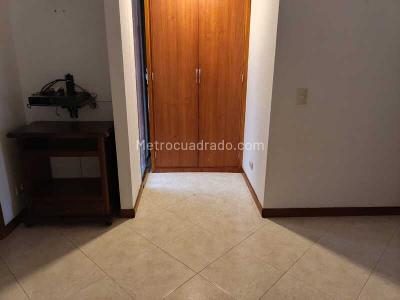 Apartamento en venta en Conquistadores, Medellín · foto 9 de 19