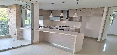 Apartamento en venta en El Poblado, Medellín · foto 13 de 20