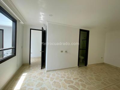 Casa de 5 alcobas en venta en La Doctora, Sabaneta, 400 m² · foto 17 de 20
