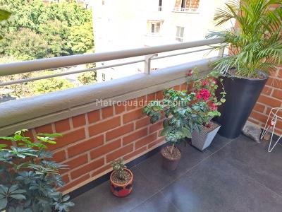 Apartamento de 4 alcobas en venta en La Mota, Medellín, 153 m² · foto 19 de 20