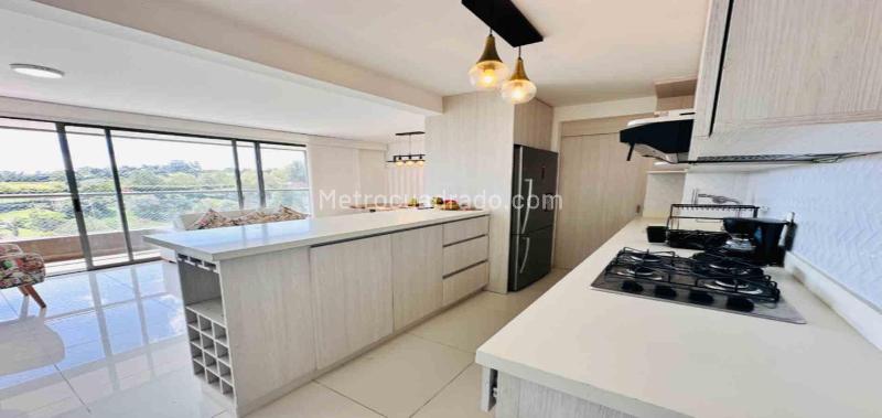 Apartamento amoblado de 3 habitaciones en San Antonio de Pereira - 3