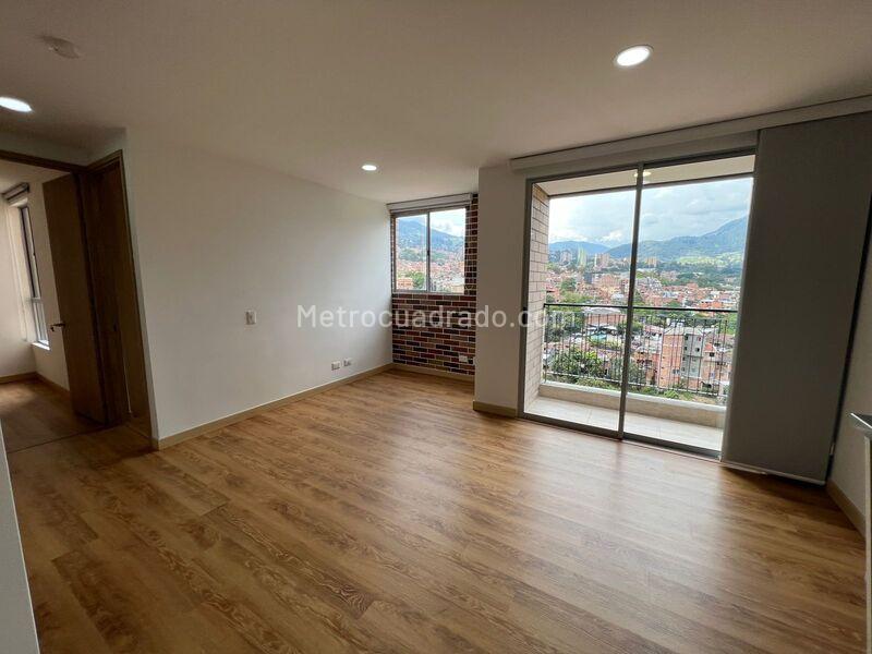 Apartamento moderno de 2 habitaciones en arriendo en Ditaires, Itagüí