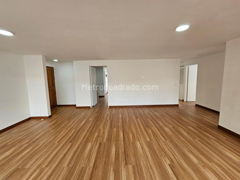Spacious 3BR Apartment in Alejandria - 2