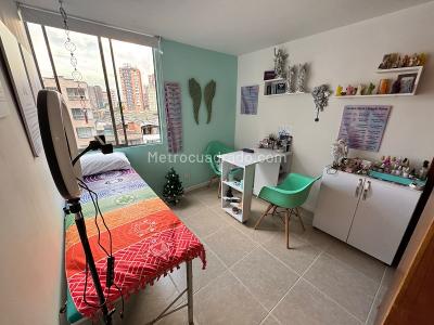 Apartamento de 3 alcobas en venta en Otro, Sabaneta, 74 m² · foto 12 de 19