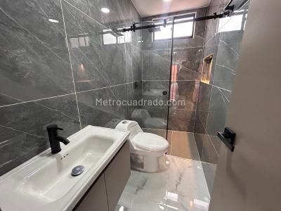 Apartamento de 3 alcobas en venta en Belen, Medellín, 124 m² · foto 10 de 13