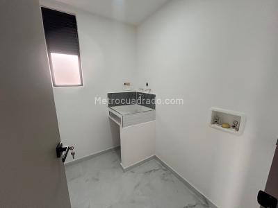 Apartamento de 3 alcobas en venta en Belen, Medellín, 124 m² · foto 11 de 13