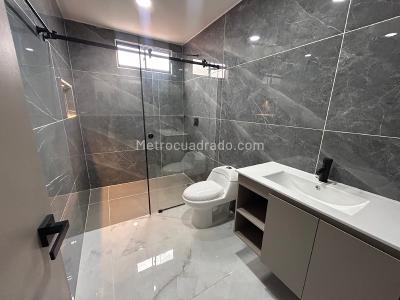 Apartamento de 3 alcobas en venta en Belen, Medellín, 124 m² · foto 9 de 13