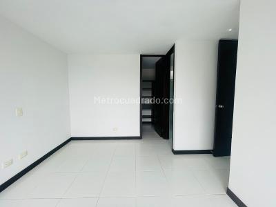 Apartamento de 3 alcobas en venta en Asomadera N1, Medellín, 110 m² · foto 13 de 20