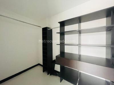 Apartamento de 3 alcobas en venta en Asomadera N1, Medellín, 110 m² · foto 14 de 20