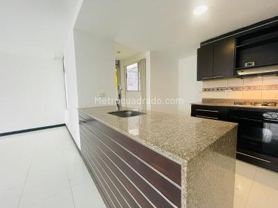 Apartamento de 3 alcobas en venta en Asomadera N1, Medellín, 110 m² · foto 4 de 20