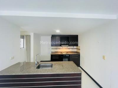 Apartamento de 3 alcobas en venta en Asomadera N1, Medellín, 110 m² · foto 6 de 20