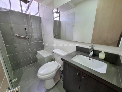 Apartamento de 3 alcobas en venta en Castropol, Medellín, 98 m² · foto 19 de 20