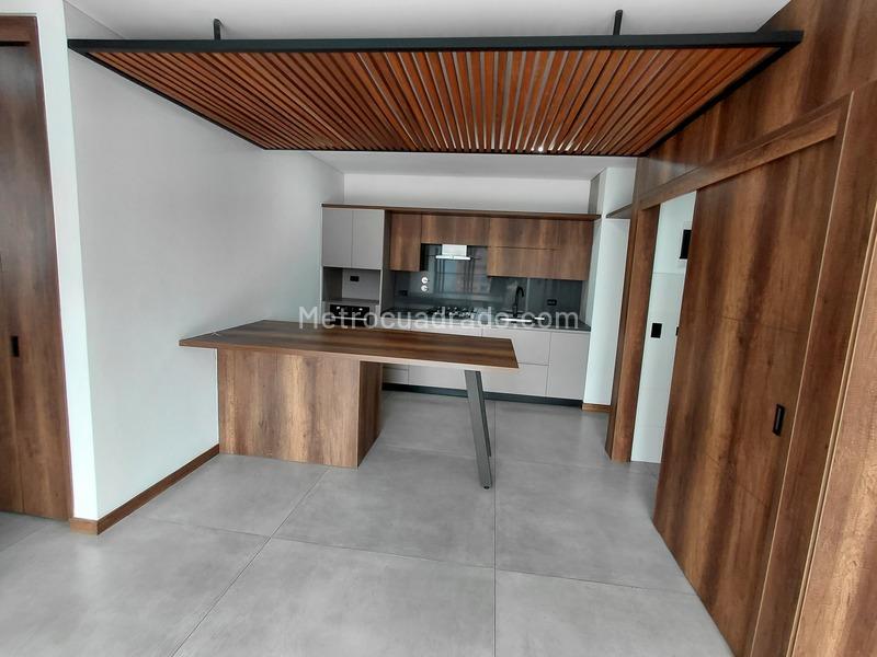 Apartamento Moderno de 2 Alcobas en Las Palmas, El Poblado - 3