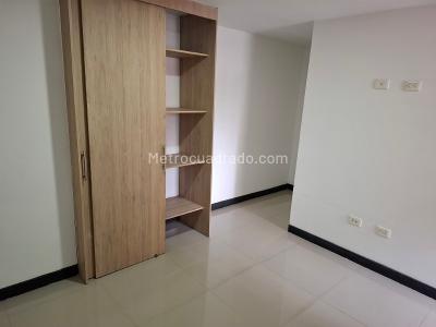 Apartamento de 3 alcobas en venta en Otro, Medellín, 75 m² · foto 11 de 15
