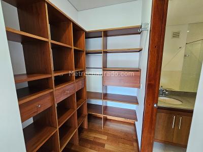 Apartamento en arriendo en El Tesoro, Medellín · foto 19 de 20