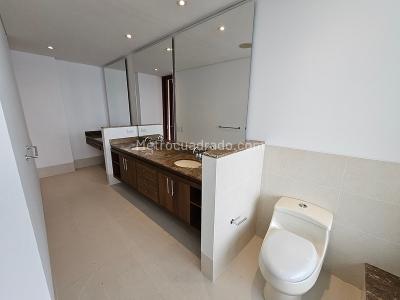 Apartamento en arriendo en El Tesoro, Medellín · foto 20 de 20