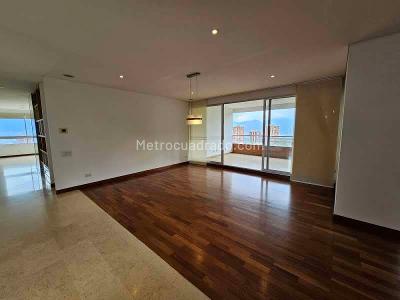 Apartamento en arriendo en El Tesoro, Medellín · foto 2 de 20