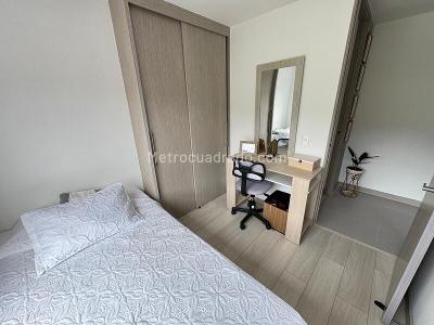 Apartamento de 3 alcobas en venta en San Remo, Sabaneta, 62 m² · foto 13 de 20