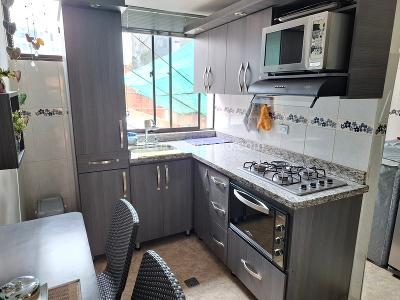 Apartamento de 3 alcobas en venta en Lorena, Medellín, 112 m² · foto 4 de 18