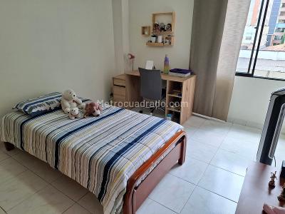 Apartamento de 3 alcobas en venta en Lorena, Medellín, 112 m² · foto 9 de 18